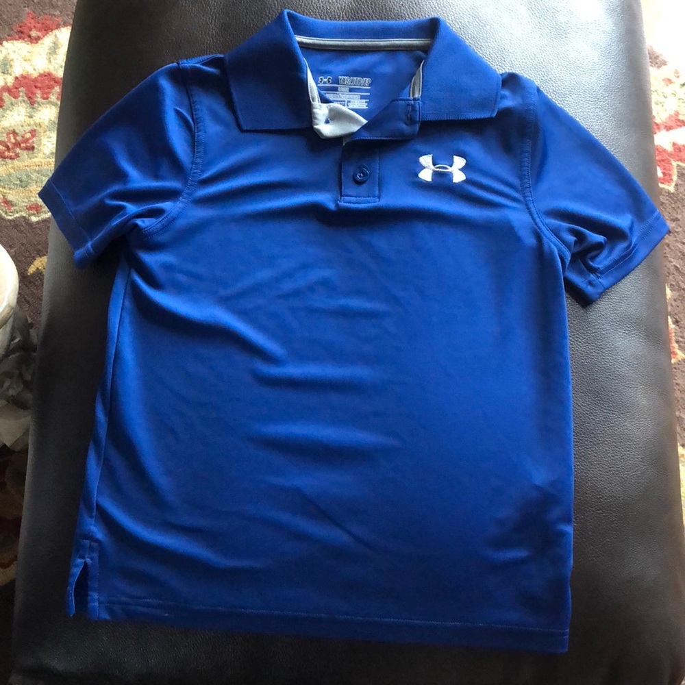 Under Armour youth 2 shirts extra small